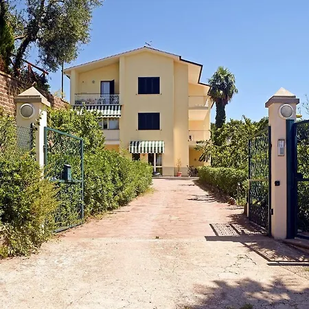 Casa Vacanze La Mattonara Viterbo Exterior photo